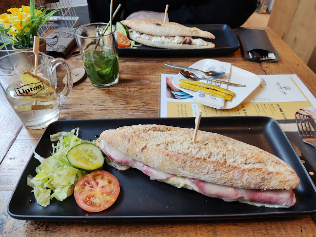 Comentarii opinii despre Bakkerij Van der Kloet Franeker