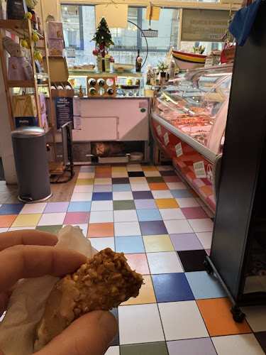 Comments and reviews of Da Angela