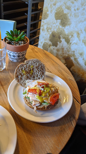 Opinii despre Mensink Breakfast & Lunch Café . 🍞🥖🥨🥐🥪🥯☕️🥛🥤 în Amsterdam - Horeca