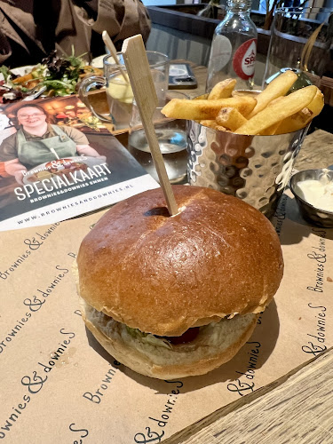 Comentarii opinii despre Brownies & downieS Emmen