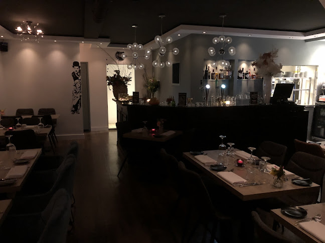 Comentarii opinii despre Chaplin's