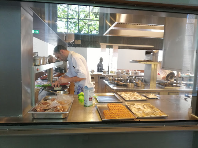 Comentarii opinii despre H'ART Museum Grand Café