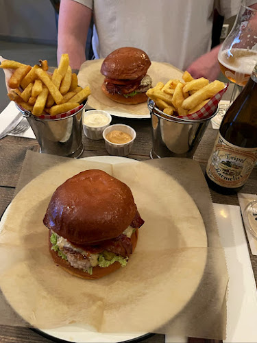 Opinii despre Burger Club în Rotterdam - Horeca