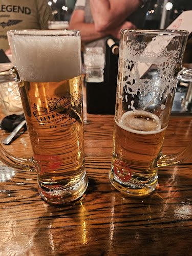 Comentarii opinii despre Beers & Barrels - Utrecht Veilinghaven