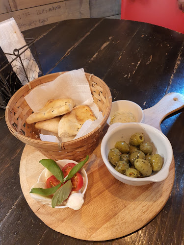 Comentarii opinii despre Mona Lisa Pizzeria