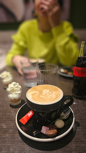 Stretto Eten & Drinken Phone number