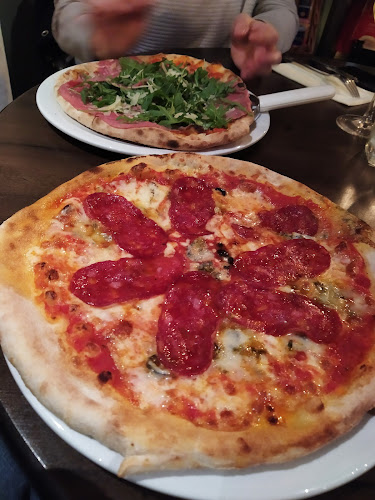 Opinii despre Trattoria La Riva în Den Haag - Horeca