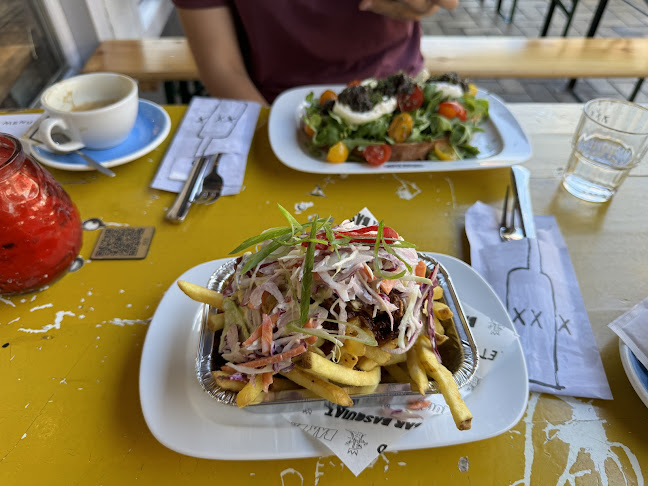 Comentarii opinii despre Bar Basquiat