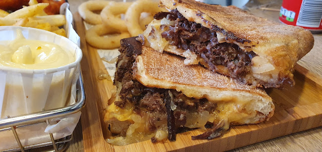 The Wings Paradise Den Haag Open Times