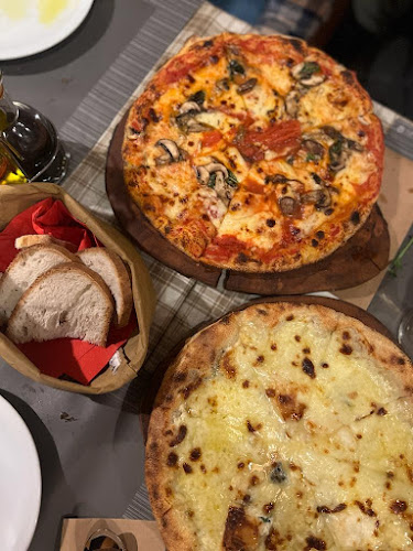 Comentarii opinii despre Casa Nostra