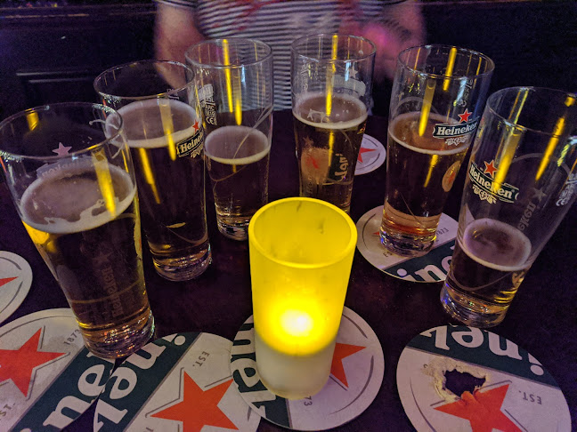 Opinii despre Café Le Moulin Rouge în Den Haag - Horeca