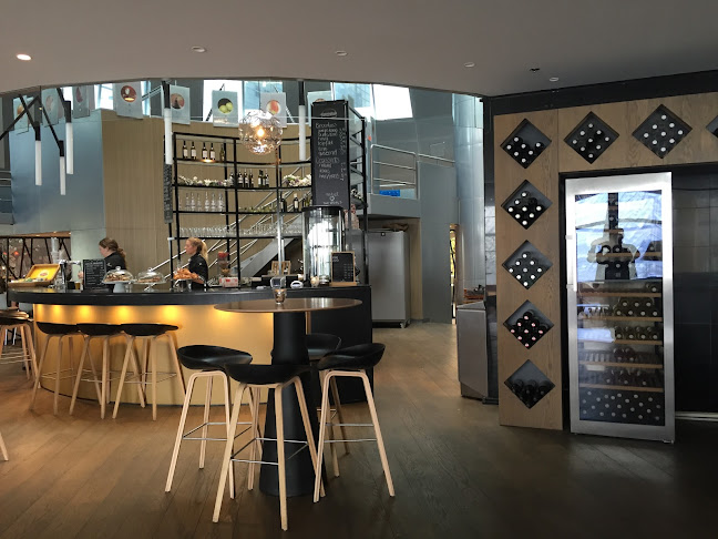 Opinii despre The World în Rotterdam - Horeca