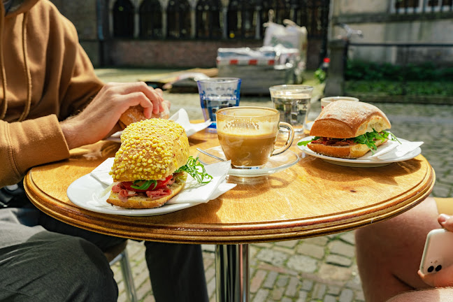 't Suppiershuysinghe - Leiden