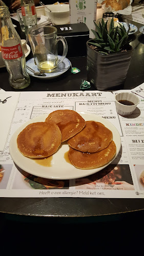 Hajé hotel-restaurant De Aalscholver Phone number