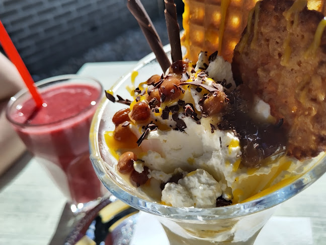 IJssalon Stientje - Hierden