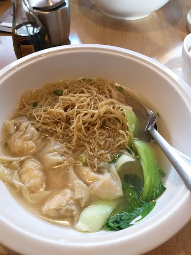 Comentarii opinii despre Full Moon Express (Hong Kong BBQ - noodle soup)