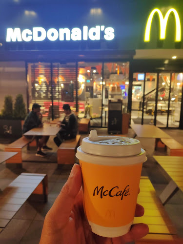 Opinii despre McDonald's Enschede Zuiderval în Enschede - Horeca