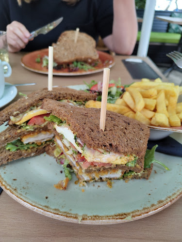 Lien's Kitchen Open Times