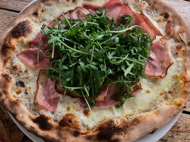 Pizzeria - Gelateria ATTRAVERSO - Horeca