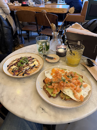 Comments and reviews of Meneer Nilsson