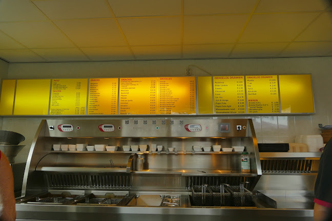 Opinii despre Snackbar Van de Belt / Bar & Café Bij Helmuth în Belt-Schutsloot - Horeca