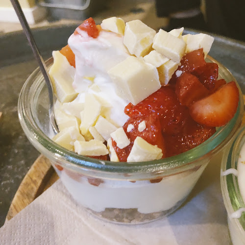 YB by Yoghurt Barn Haarlem - Haarlem