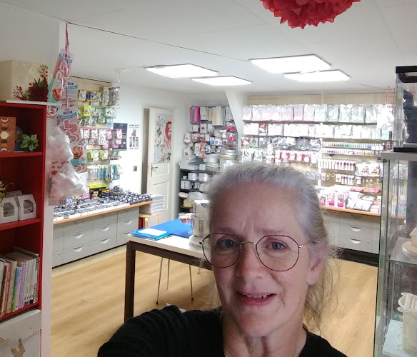 Ellen's Creative Cakes - Donderen