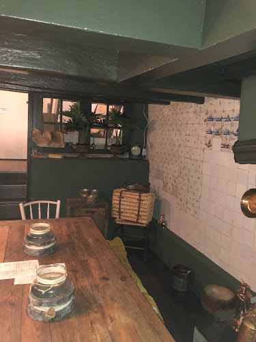 Comentarii opinii despre Eetkamer De Tijd