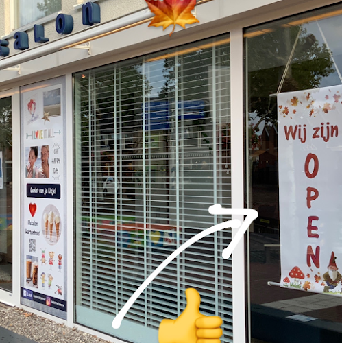 IJssalon Hartentroef Phone number