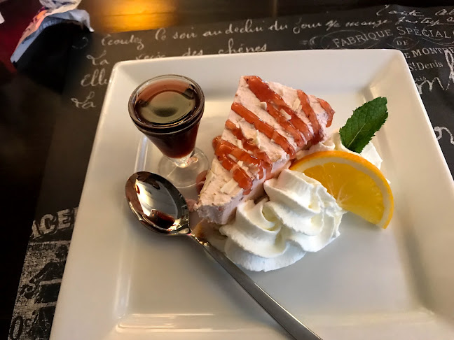 Raadhuisplein 1A, 4921 CX Made