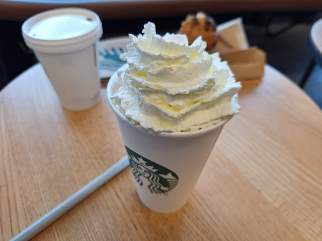 Reviews of Starbucks University of Twente in Enschede - Horeca