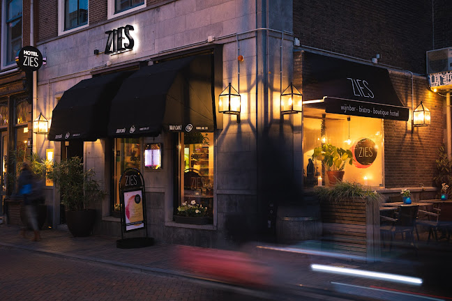 ZIES wijnbar • bistro • boutique hotel