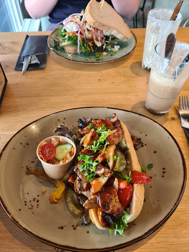 Comments and reviews of Het Strandhuys