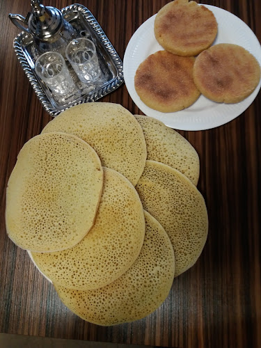 Bakkerij menara Boulangerie en Patisserie ontbijt en lunch Vuurplaat 322)