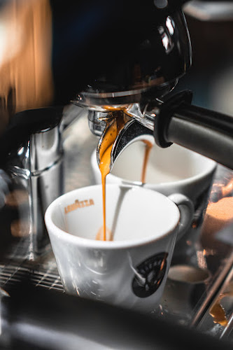 Comentarii opinii despre DOWN & UP