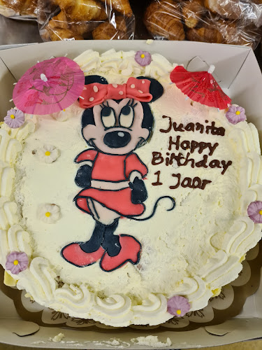 Comentarii opinii despre Hartogs Brood- en Banketbakkerij Coen