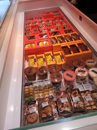 Comentarii opinii despre Patisserie Tearoom De Roset