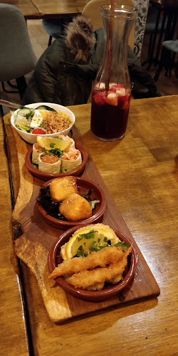 Las Tapas Open Times