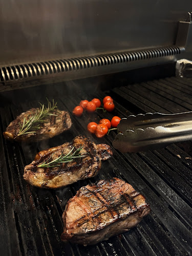 Comentarii opinii despre Champions Sportsbar & Grill