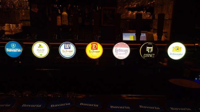 Comments and reviews of Andrea's borrelbar