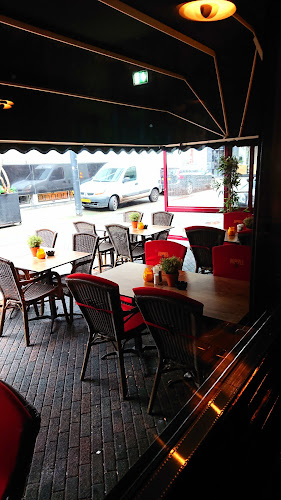 Comentarii opinii despre Grill&Bar Dommel 18