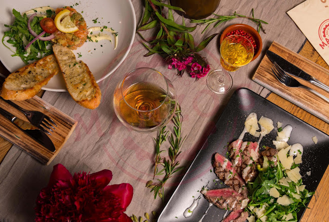 Manzo's Bar Bistro - Horeca