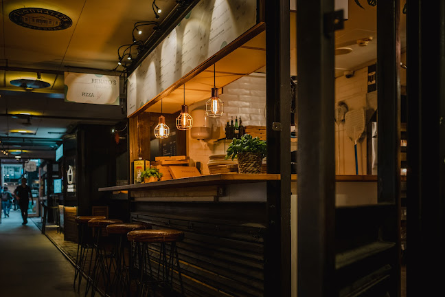 Renato's Pizzeria - Foodhallen
