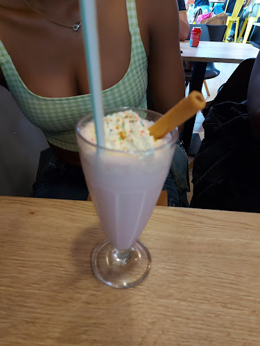 The Wings Paradise Den Haag Open Times