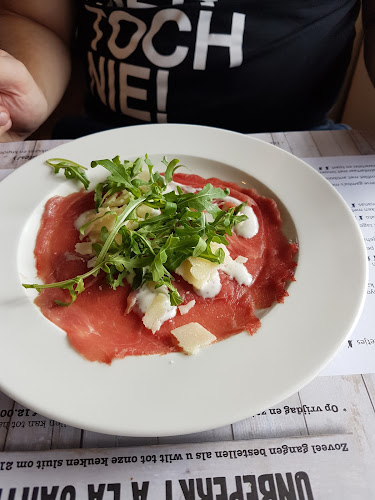 Comentarii opinii despre Café- Restaurant De Duif