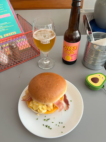 Haley's Comet Breakfastclub - Den Haag