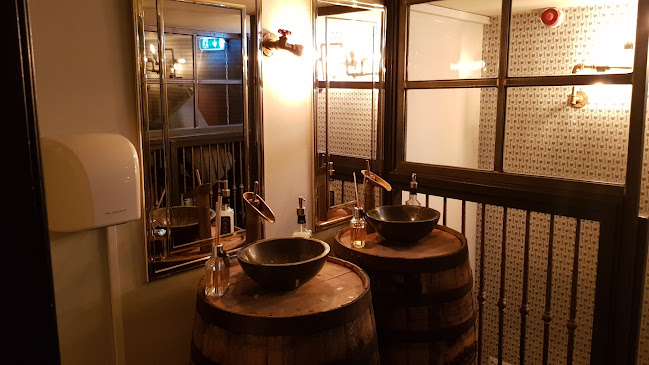 Comentarii opinii despre Barbier Breda