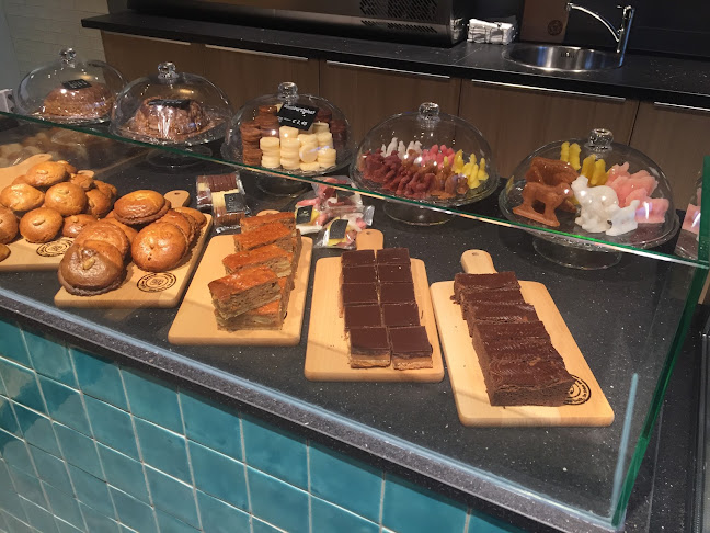 Comentarii opinii despre Echte Bakker den Dulk | Katwijks Desembrood Bakkerij