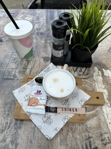Cafetaria eethuis Family Maarheeze - Horeca