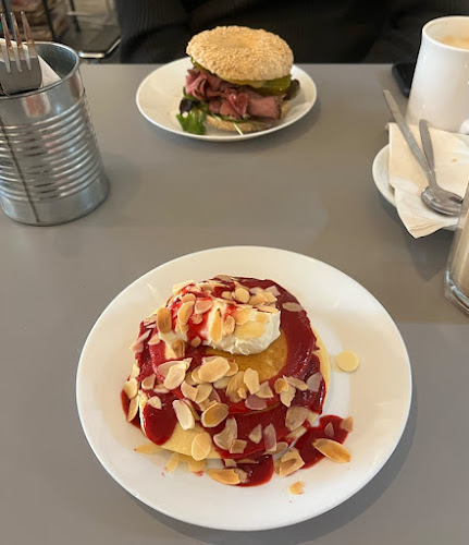 Comentarii opinii despre Haley's Comet Breakfastclub